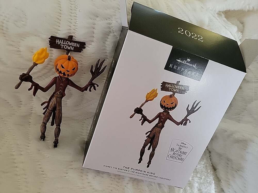 Hallmark 2022 The Pumpkin King Halloween Town Nightmare Before Christmas. New